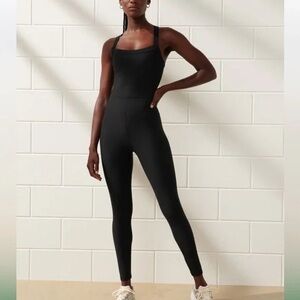 Abercrombie and fitch YPB sculptLUX 7/8-Length Cross-Back jumpsuit size XL